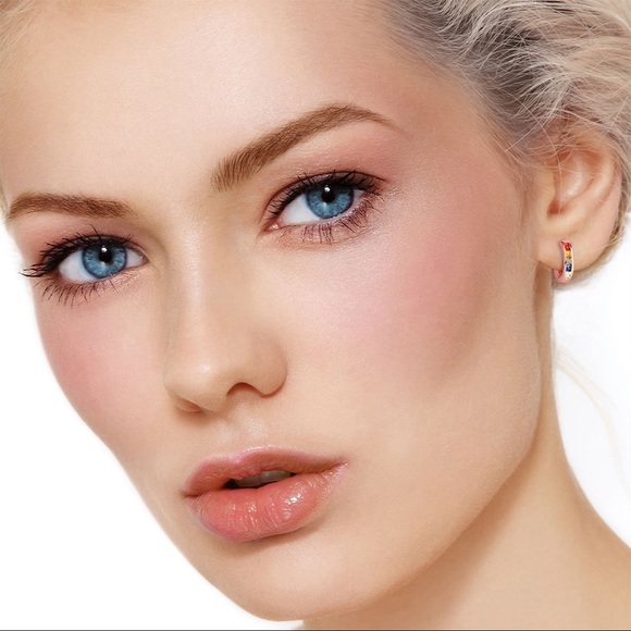 🌈⭐️14K GOLD HUGGIE EARRING  MULTI COLOR SAPPHIRES - Picture 3 of 3